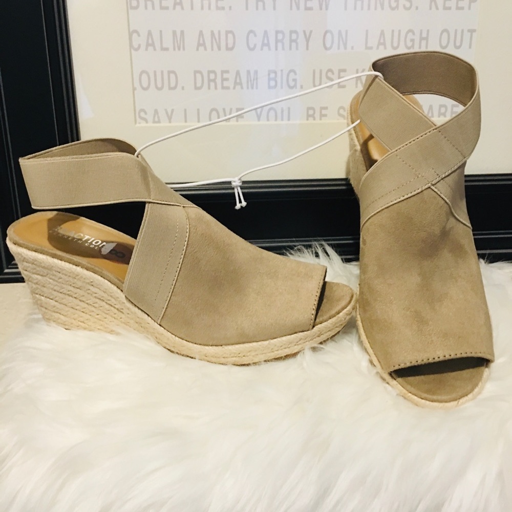 🆕Kenneth Cole Reaction- Wedge Sandals